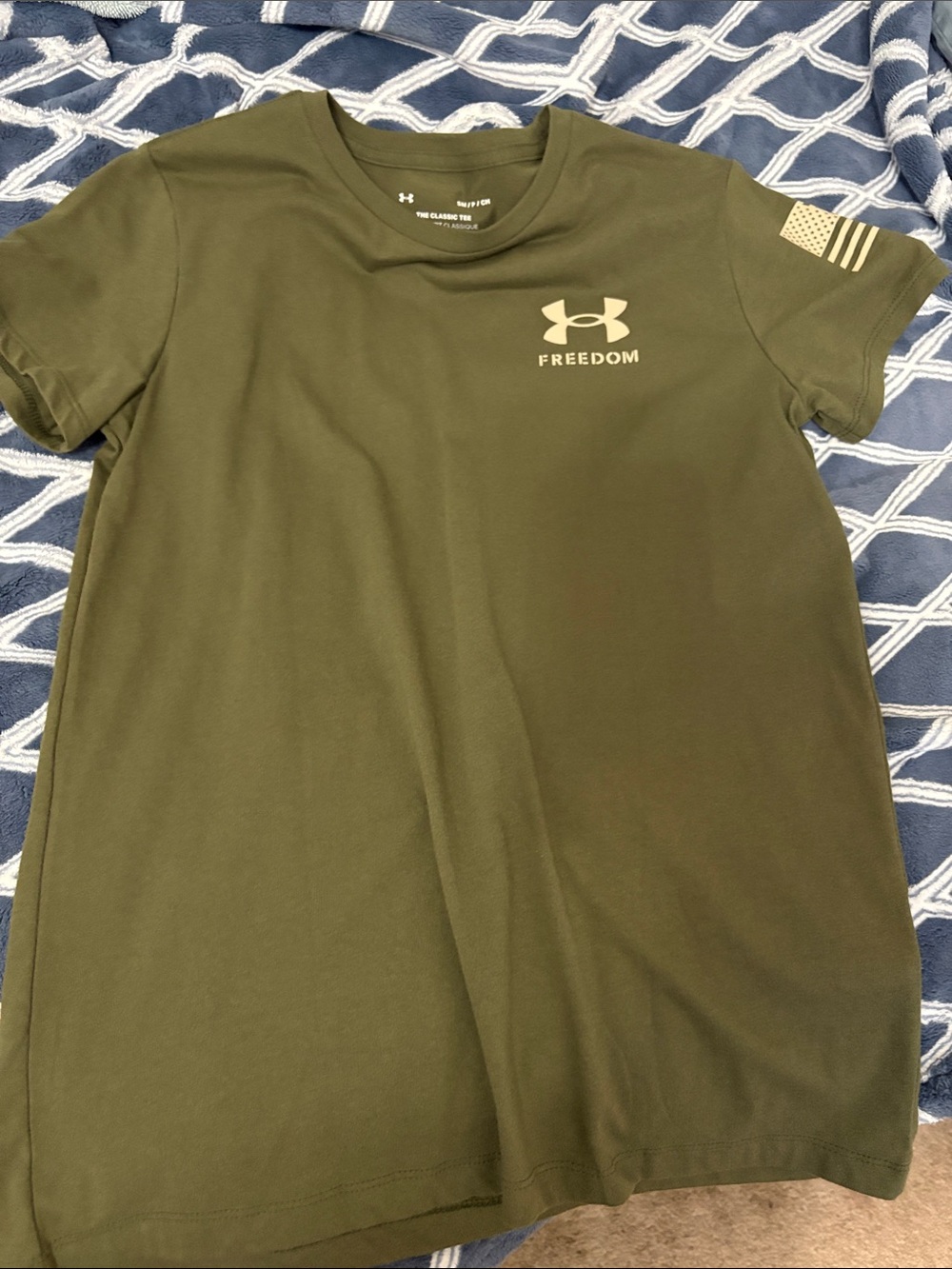 Women’s Small Under Armour 'Freedom' Short Sleeve Tee - only worn once or twice